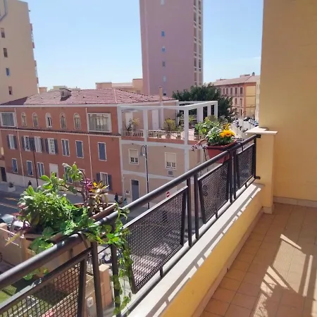 Camera Tripla In Residenza Europa Cagliari *