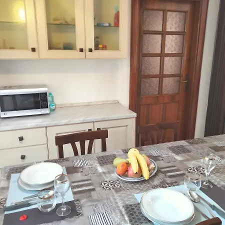 Camera Tripla In Residenza Europa Cagliari 卡利亚里